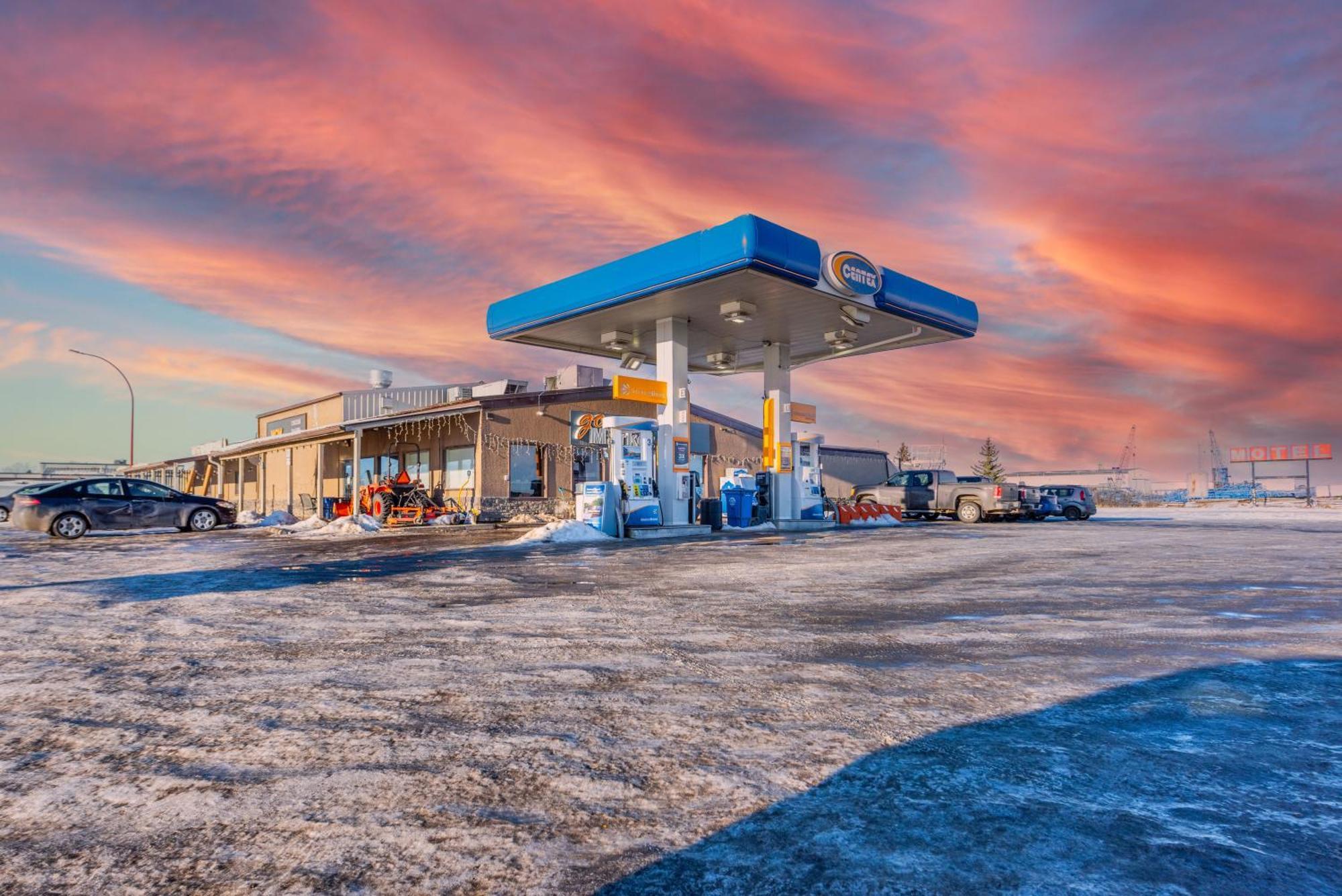 Blue Horse Motel Beiseker Екстериор снимка